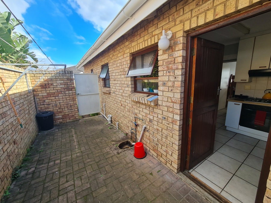 3 Bedroom Property for Sale in Aston Bay Eastern Cape